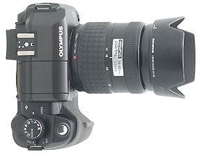OLYMPUS E-300