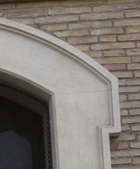 кирпичная стена